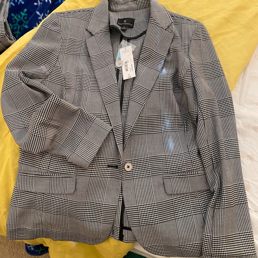 NWT! Worthington Plaid blazer (M)